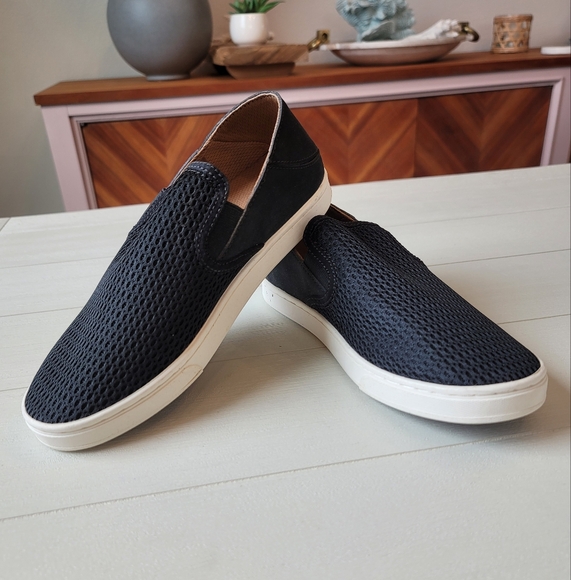 🆕️ Olukai Pehuea Slip On Shoes in Black - Picture 5 of 16